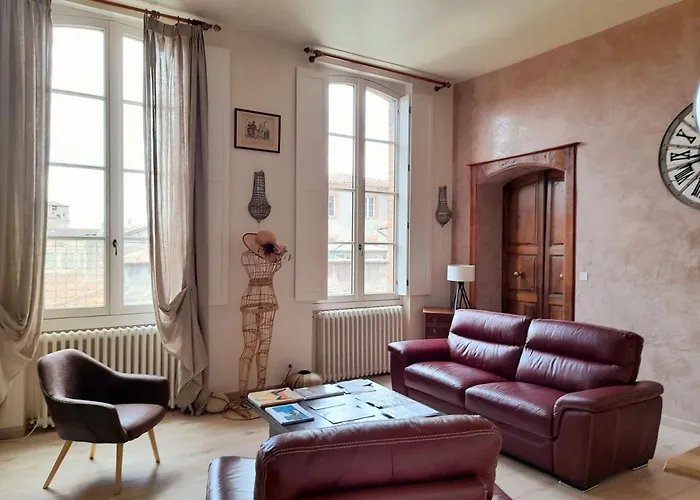 Pied A Terre De Charme - 80 M2 - Hyper Centre - Parking