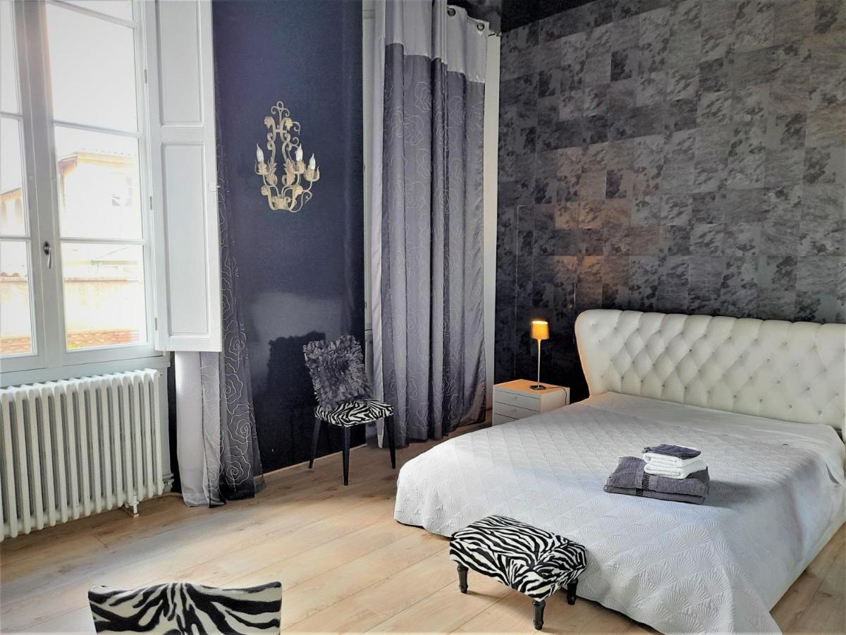 Pied A Terre De Charme - 80 M2 - Hyper Centre - Parking Apartment *
